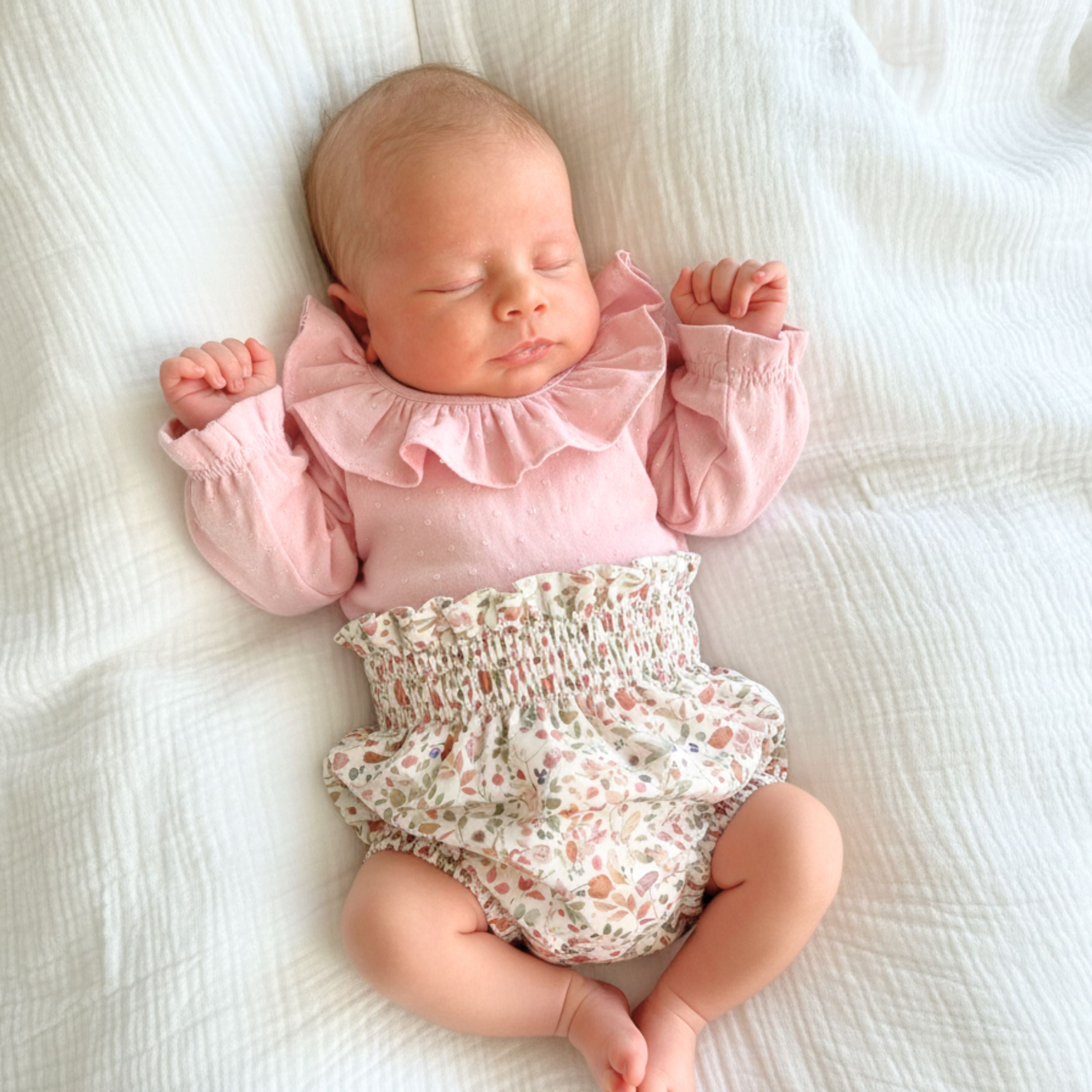 캐시미어 라운드넥 카디건 – 베이직 컬렉션