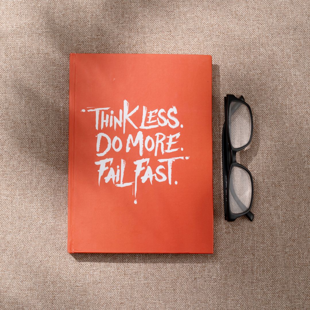 캐시미어 라운드넥 카디건 – 베이직 컬렉션