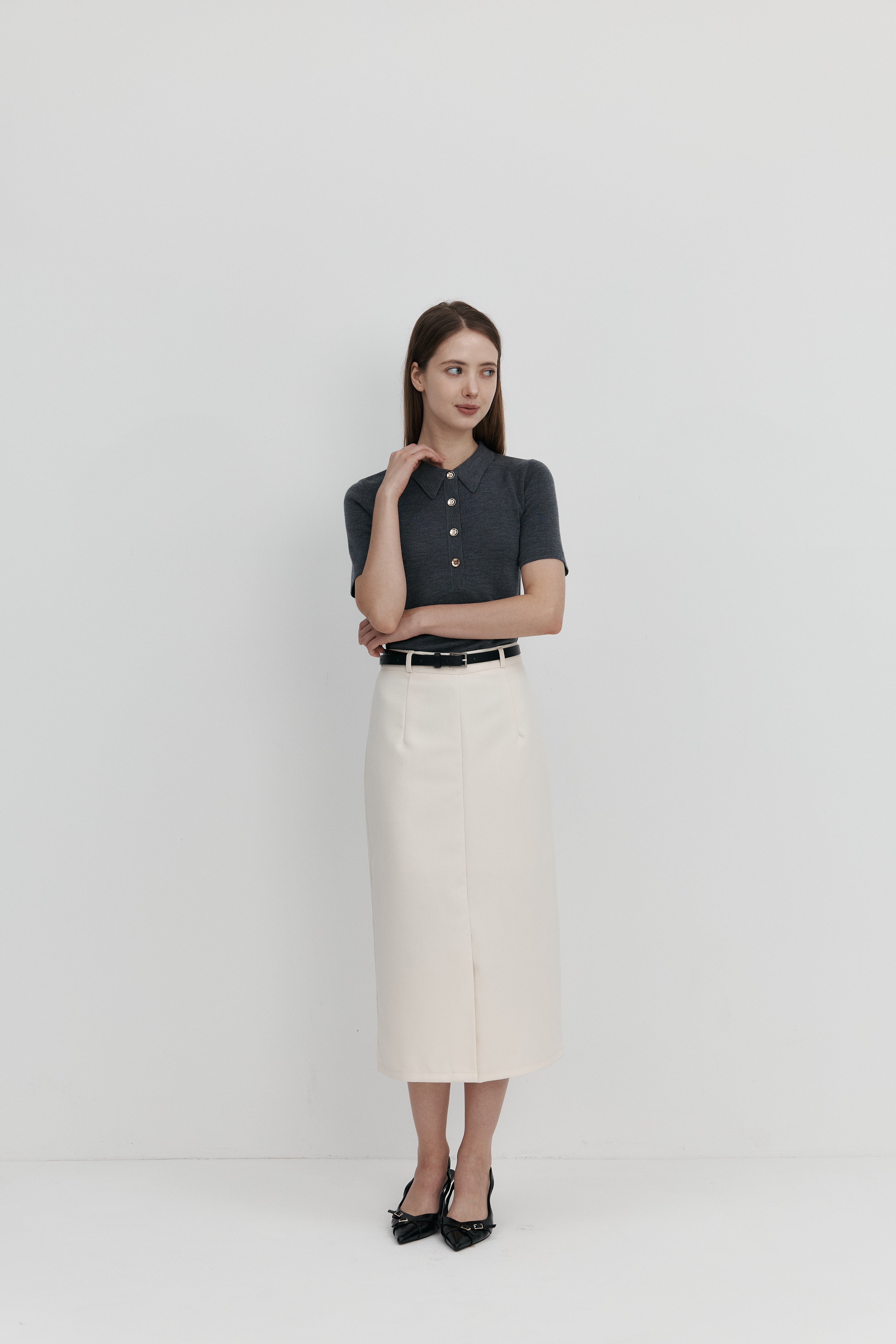 Biella Yarn 울 버튼 카라 니트