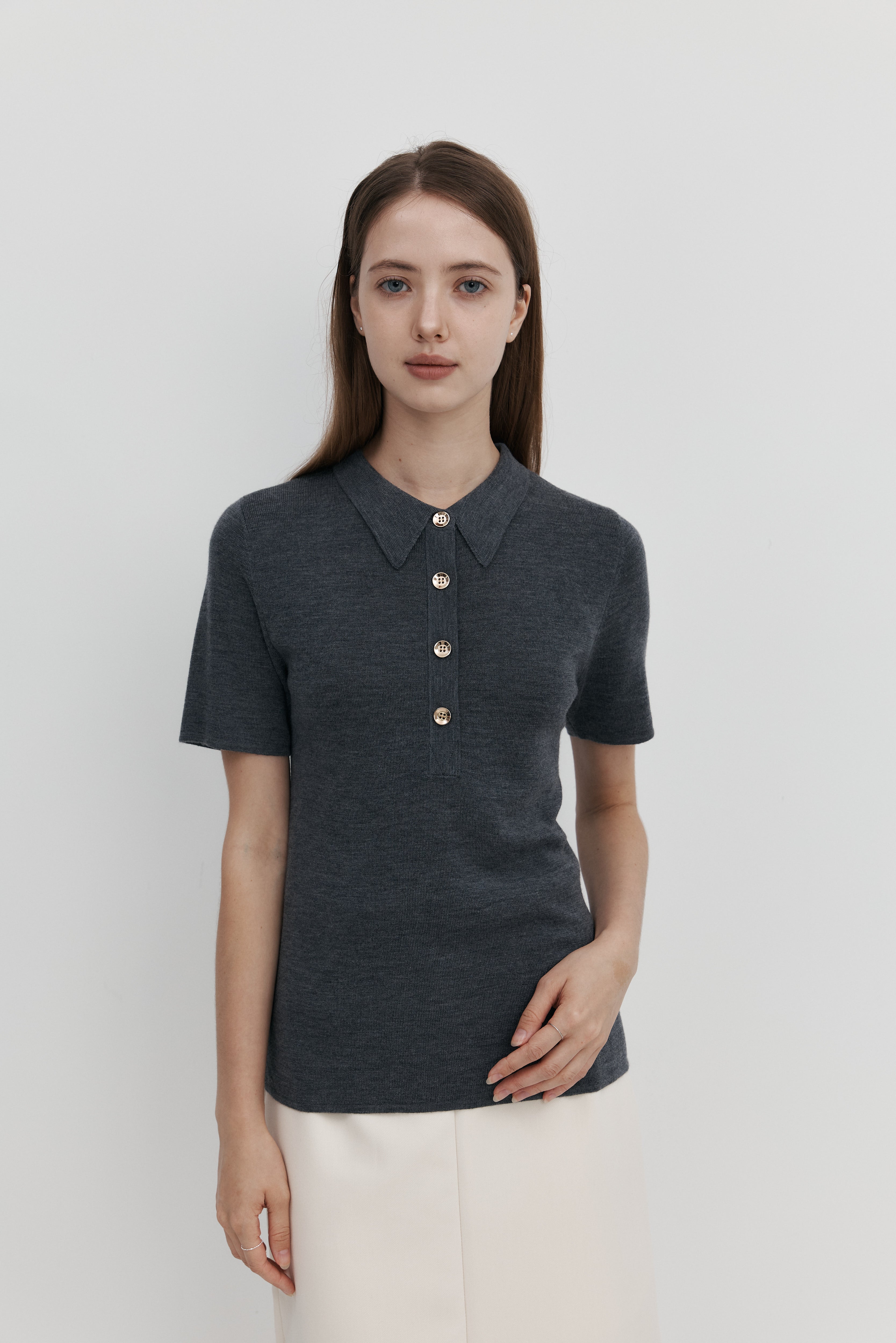 Biella Yarn 울 버튼 카라 니트