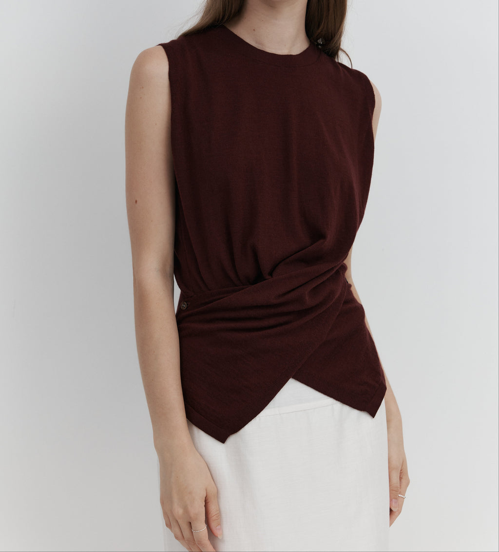 울 셔링 슬리브리스 니트