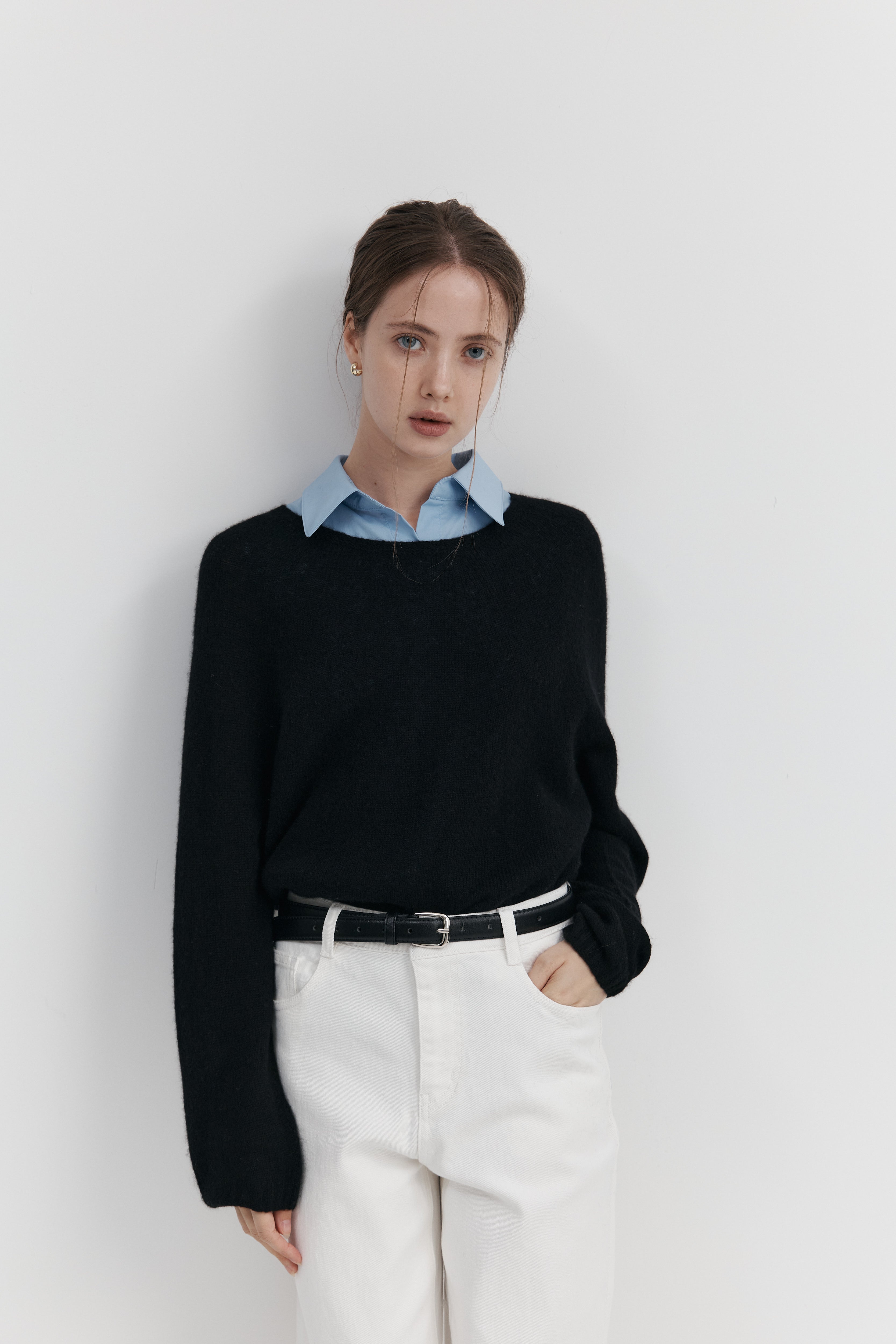 캐시미어 실크 라운드넥 니트