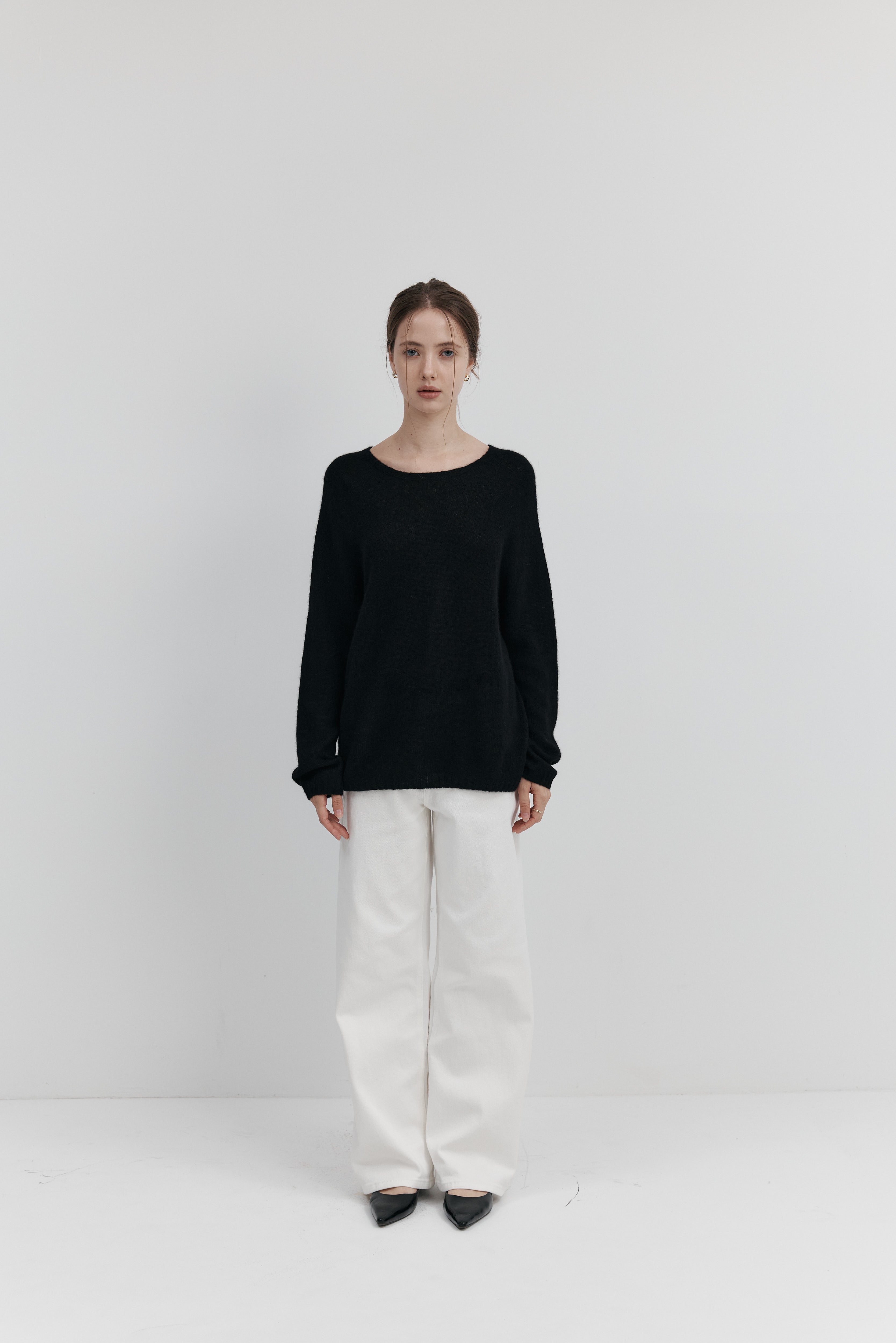 캐시미어 실크 라운드넥 니트