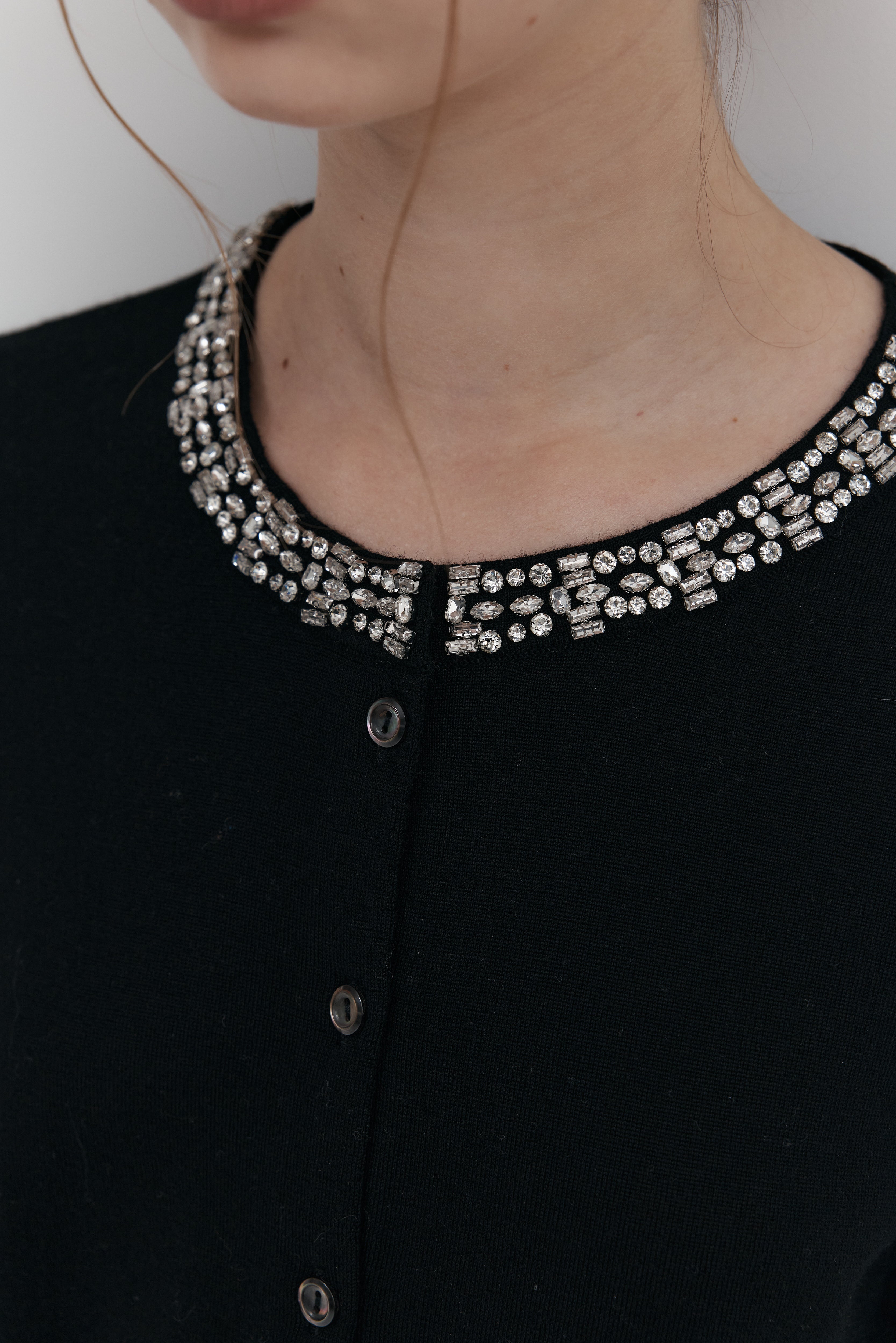 Biella Yarn 울 큐빅 카디건 – 롱슬리브