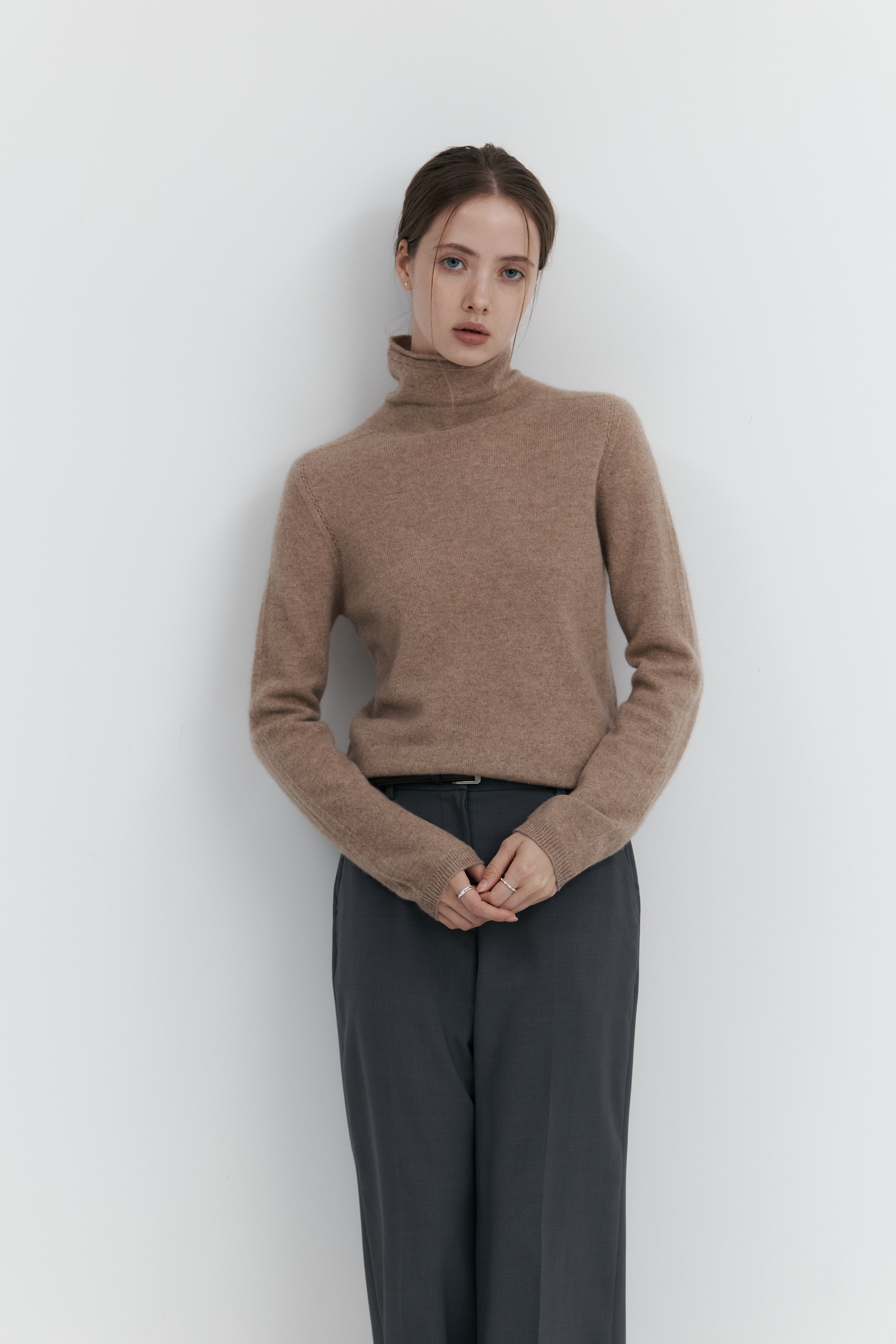 캐시미어 폴라넥 니트 - 홀가먼트