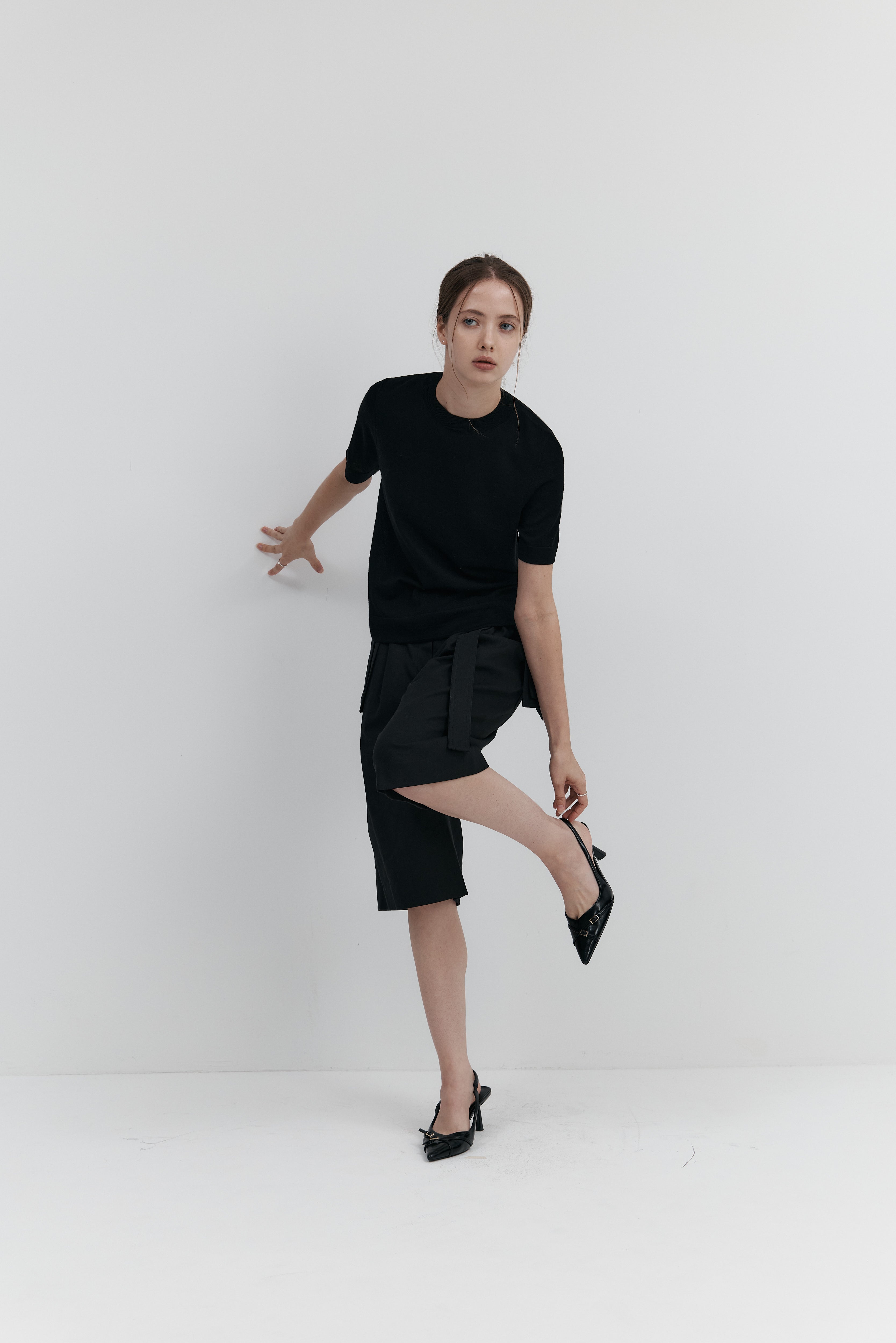 Biella Yarn 울 하프넥 니트 – 숏슬리브